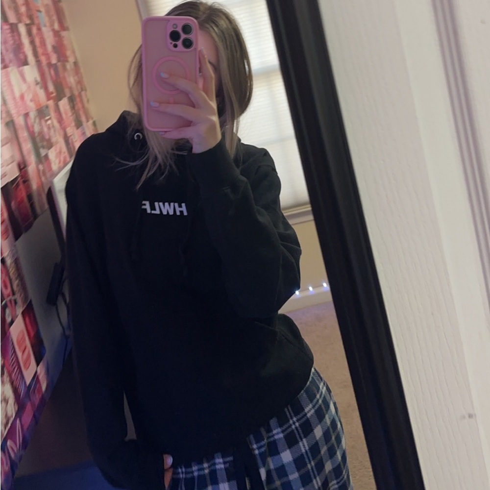 HWLF black sweatshirt size small